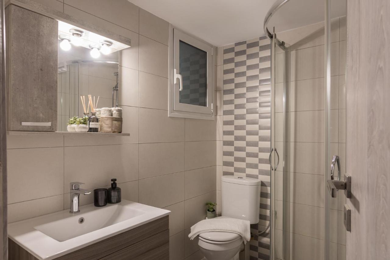 Spacious 2 Bedroom Apartment In Koukaki Athens Luaran gambar
