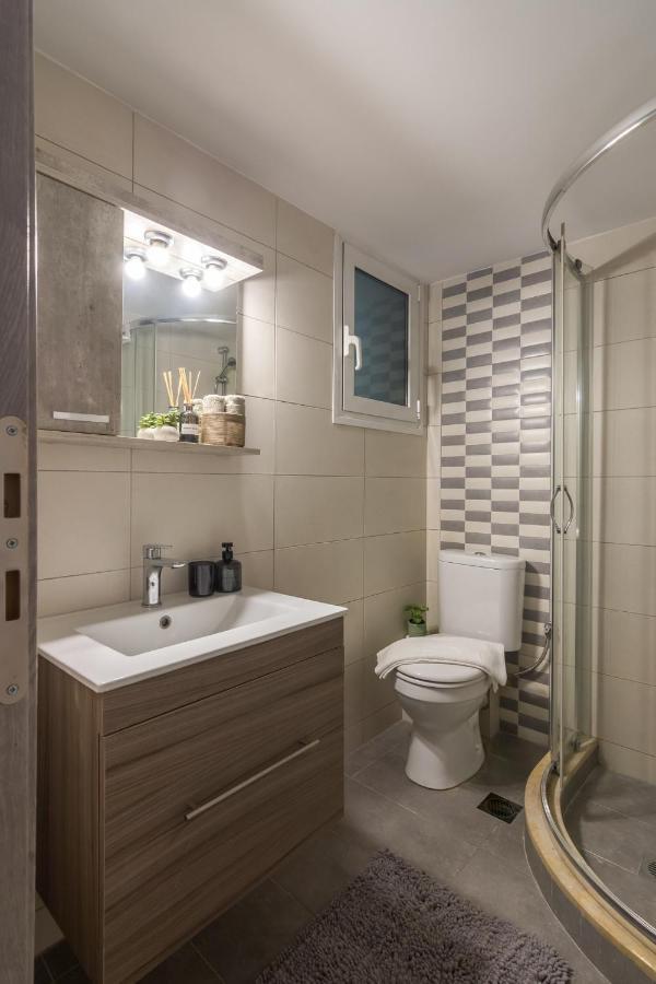 Spacious 2 Bedroom Apartment In Koukaki Athens Luaran gambar